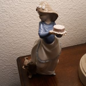NAO by lladro